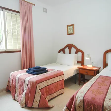 Puerto Del Carmen Sleeps 6 With Pool * Puerto del Carmen (Lanzarote)