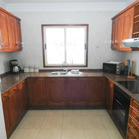 Puerto Del Carmen Sleeps 6 With Pool Villa Puerto del Carmen (Lanzarote)